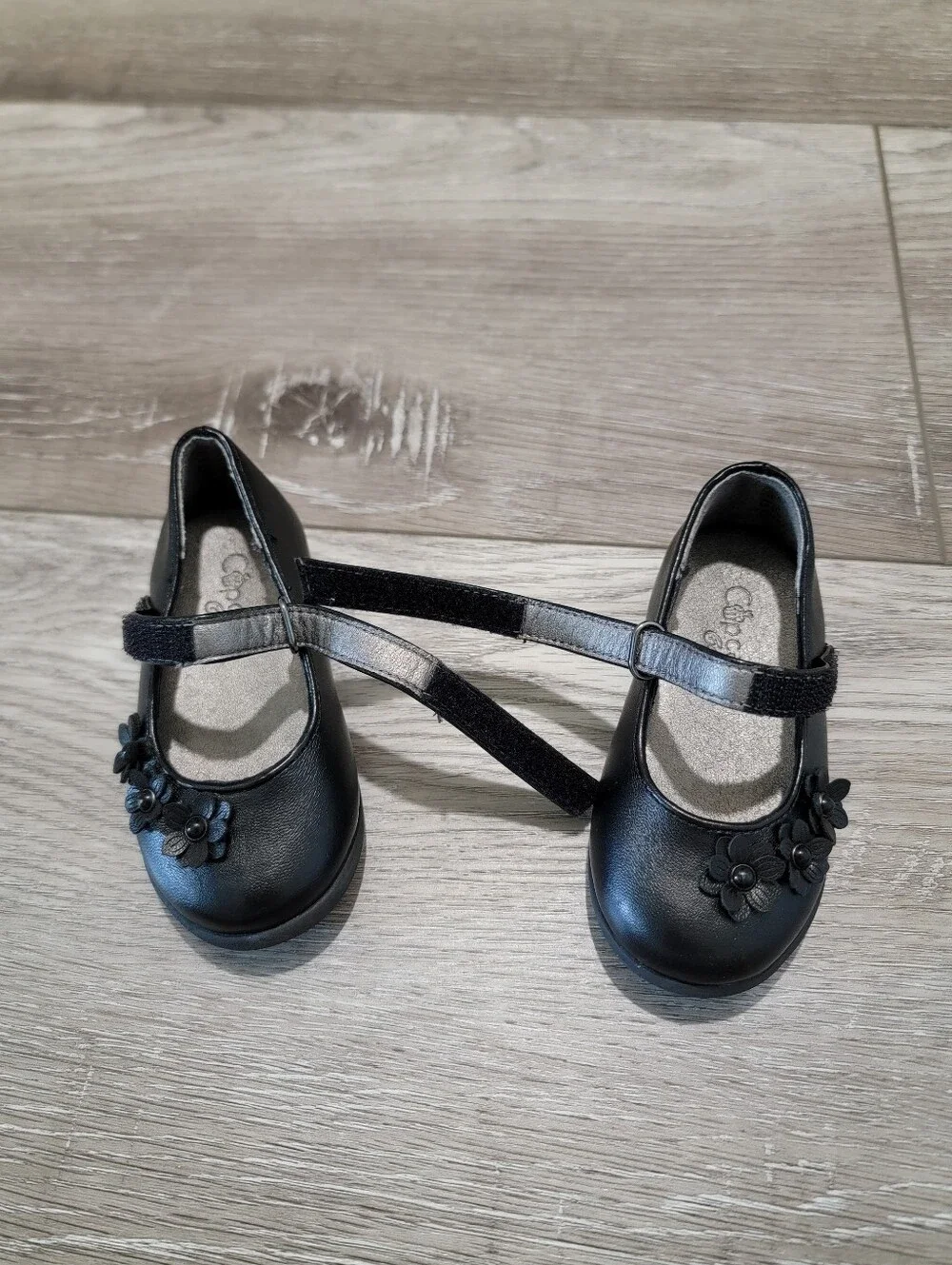 Cupcake Couture Black Girls' Mary Jane Dress Shoes with Floral Trim (Sz 5)